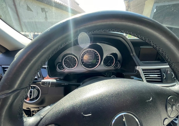 Mercedes-Benz Klasa E cena 52000 przebieg: 237000, rok produkcji 2011 z Jarocin małe 436